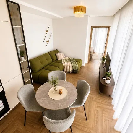 Bright & Cozy With Ac And Balcony I Cohost Kaunas