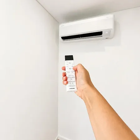 Apartment Bright & Cozy With Ac And Balcony I Cohost