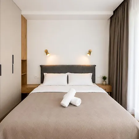 Bright & Cozy With Ac And Balcony I Cohost Apartment *