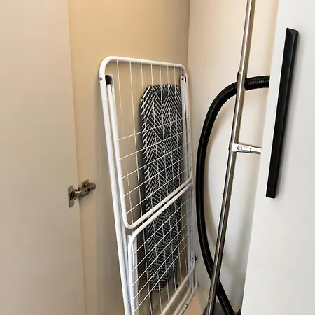 Apartment Bright & Cozy With Ac And Balcony I Cohost *